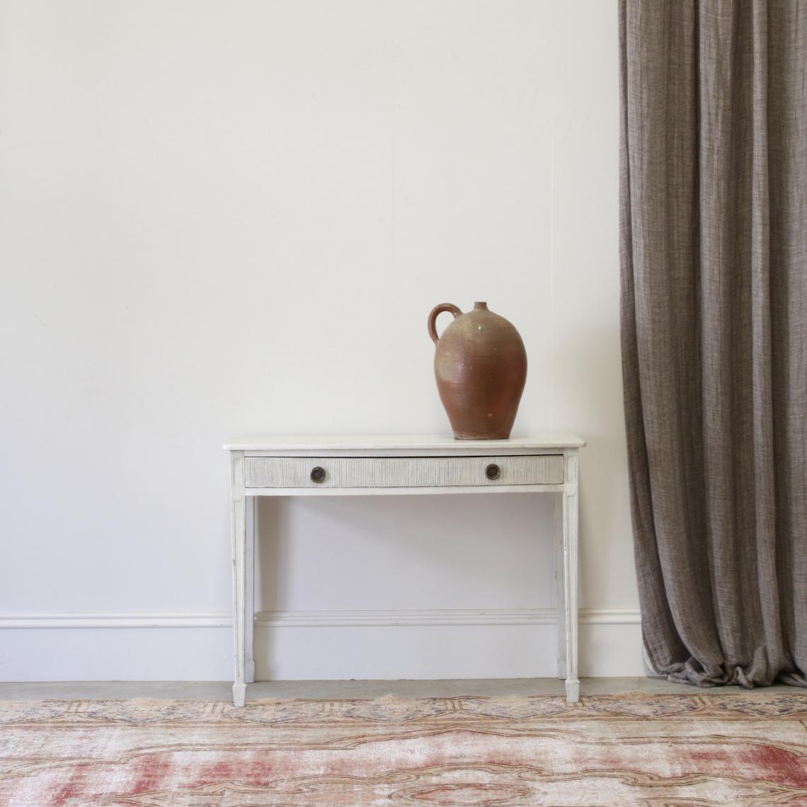 Bow fronted Gustavian side table