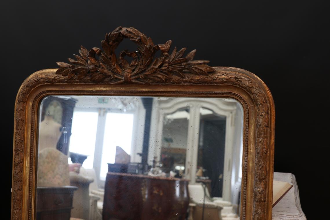 French Period Louis XVI Laurel Leaf Mirror