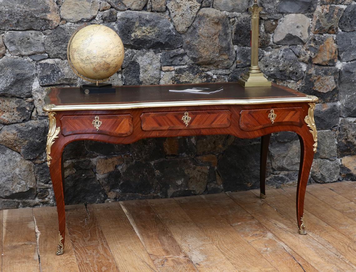 Exceptional Bureau Plat 