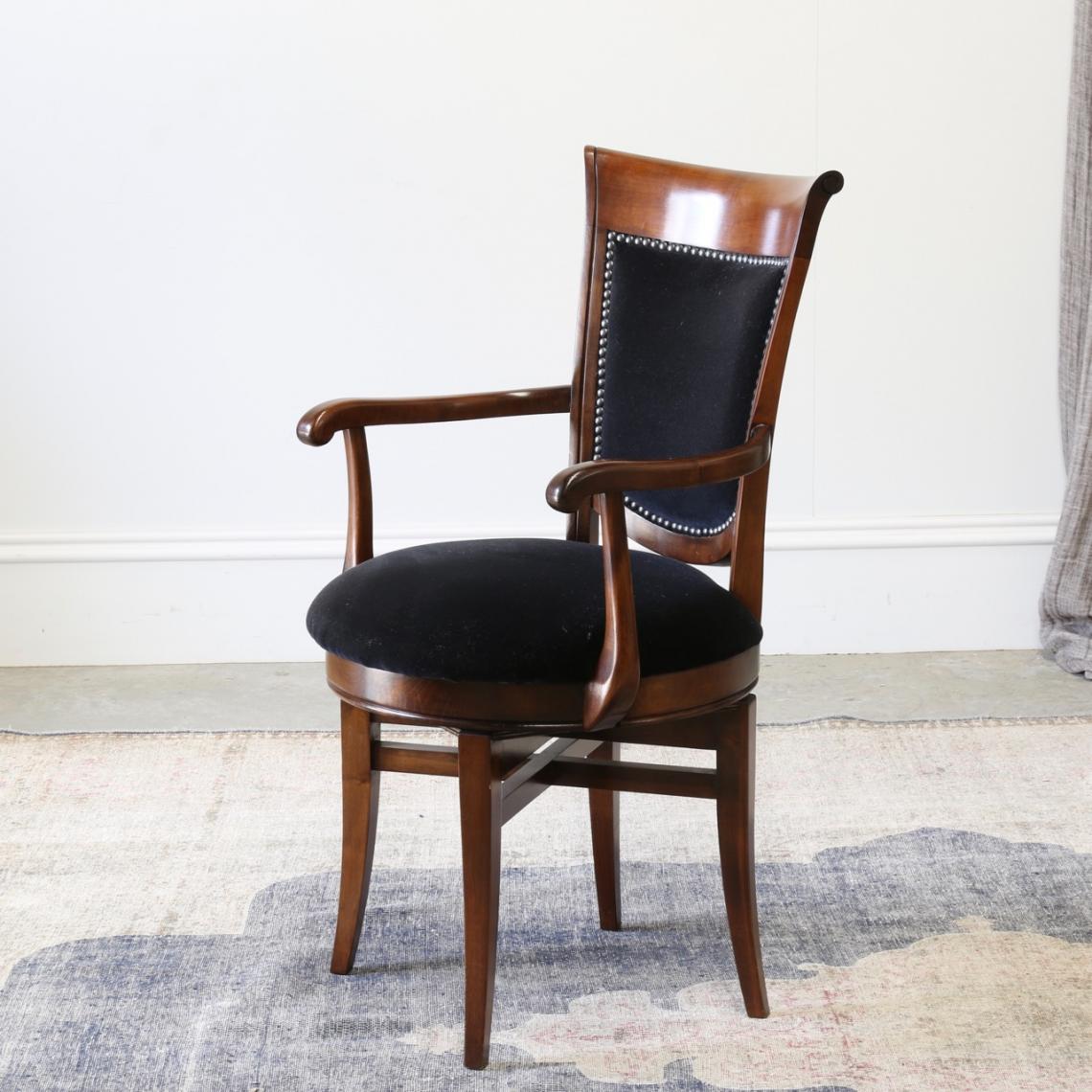 Directoire Swivel Chair