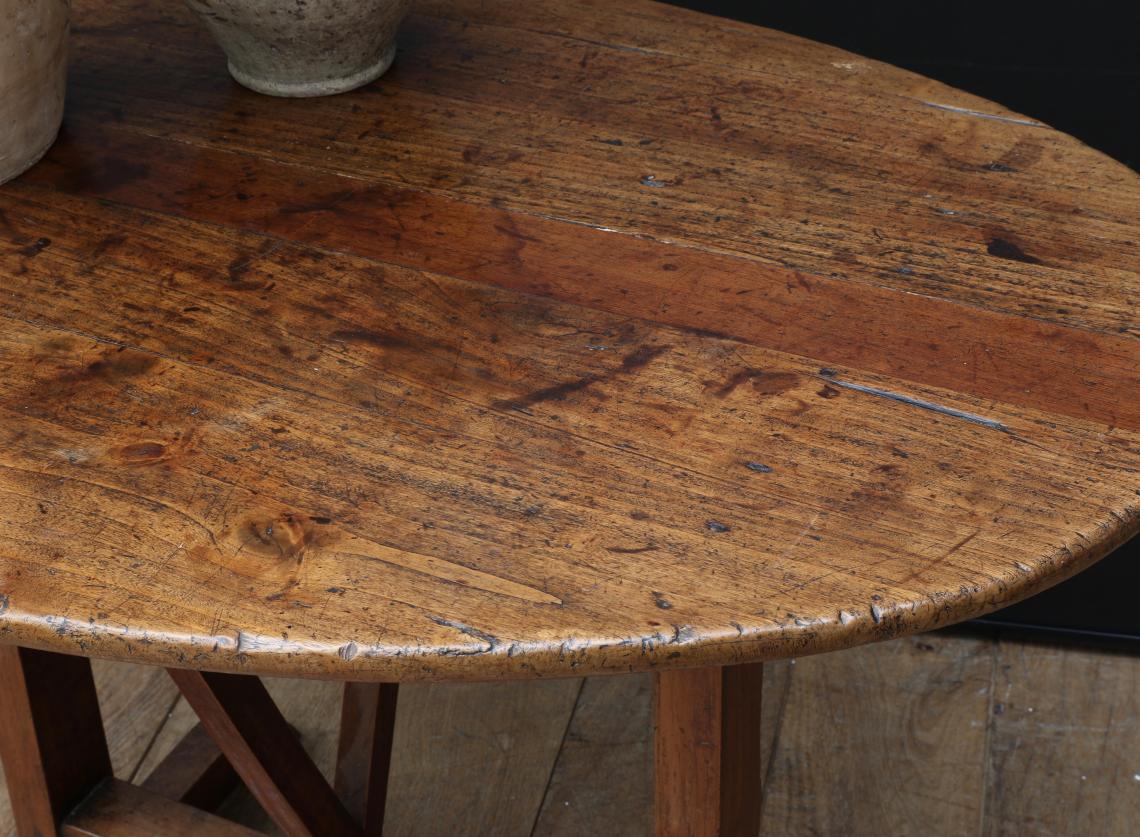 Oval Burgundian Wine Table