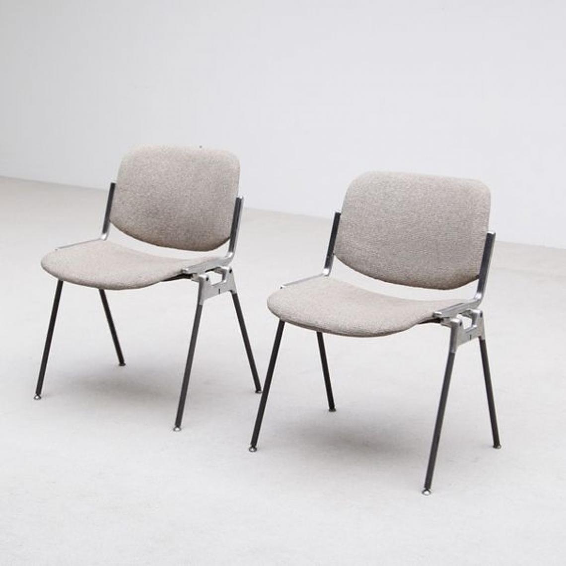 Iconic 1950s Castelli Stacking Chairs