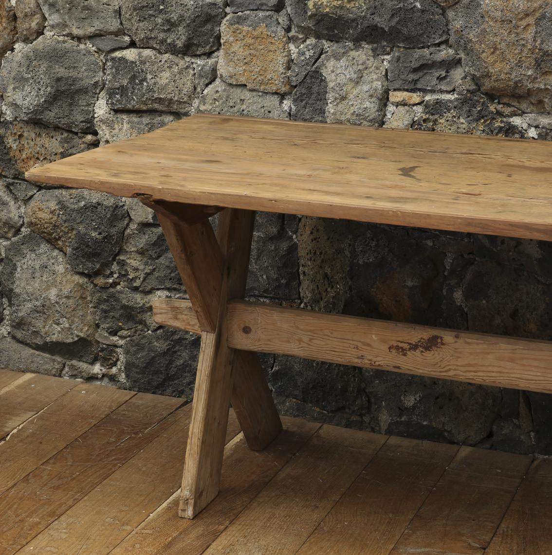 A Cross-Based Nordic Pine Rustic Table