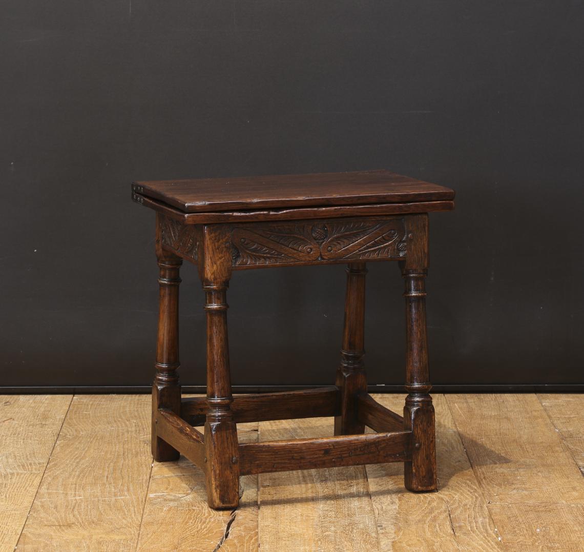 Jointed Stool with Hinged Top