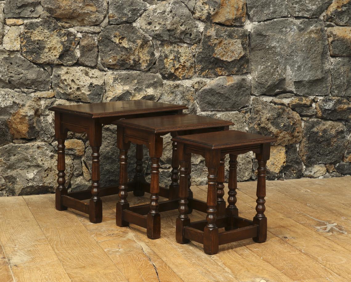 English Oak Nest of Three Tables with Turned Legs