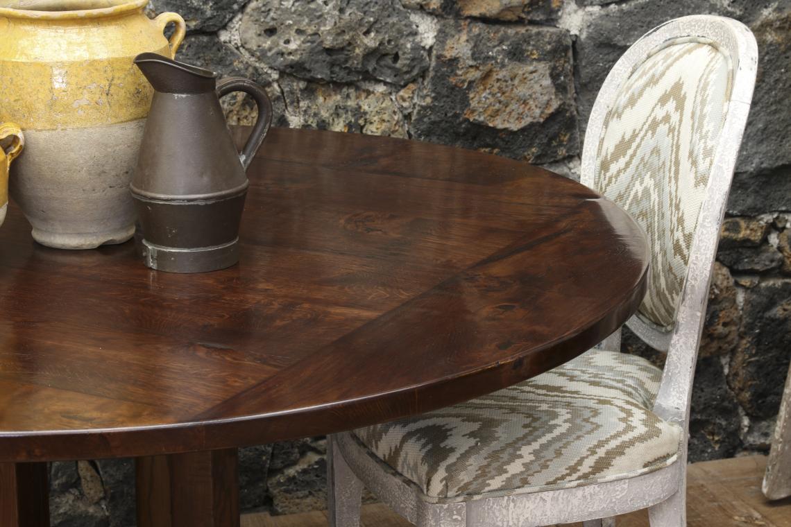 Round Dining Table