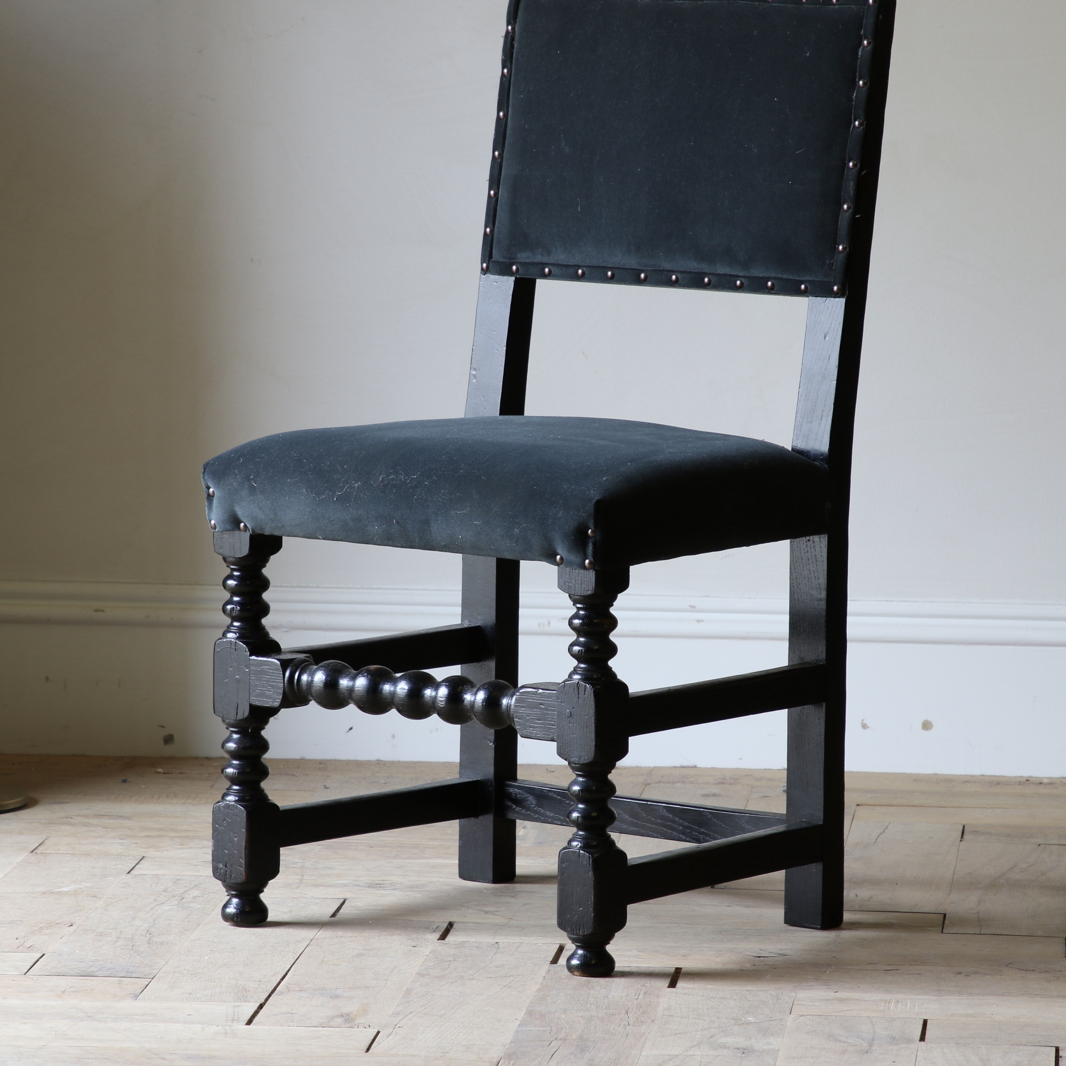 Cromwellian Style Dining Chairs// Set of 6