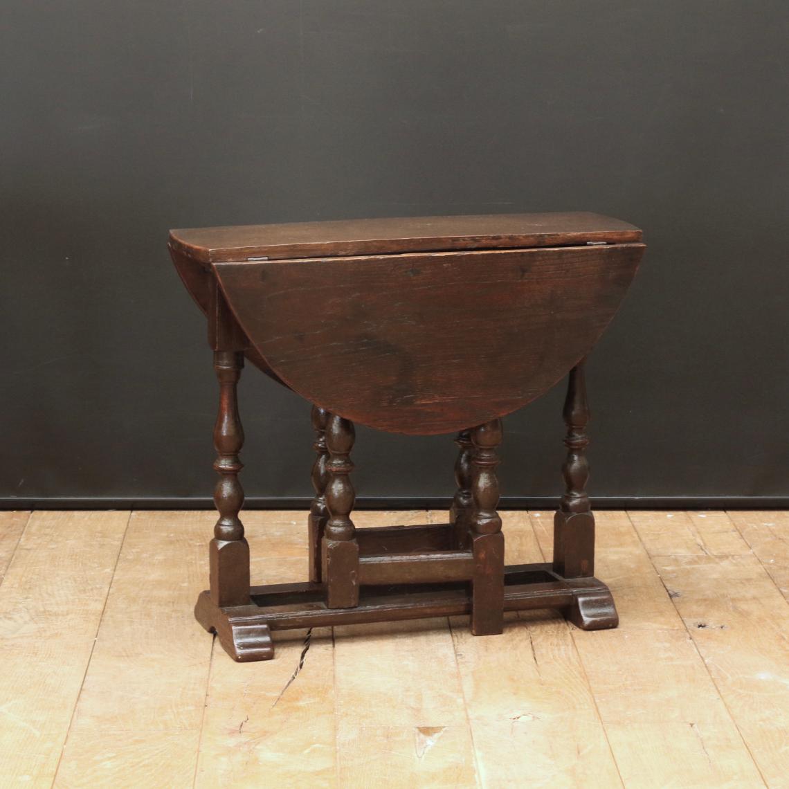  Georgian Gateleg Table