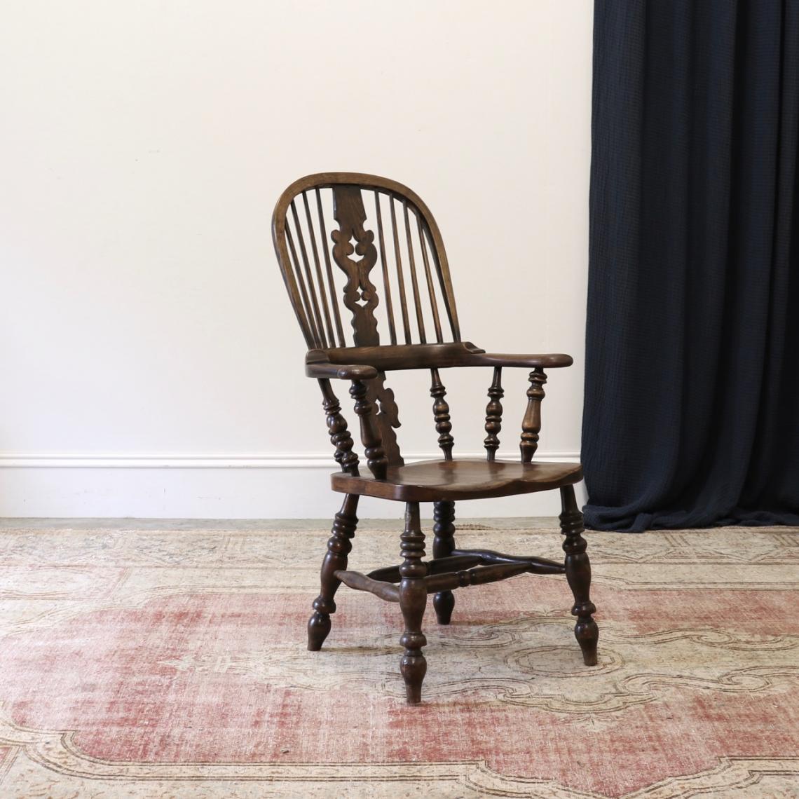 Windsor Carver Chair