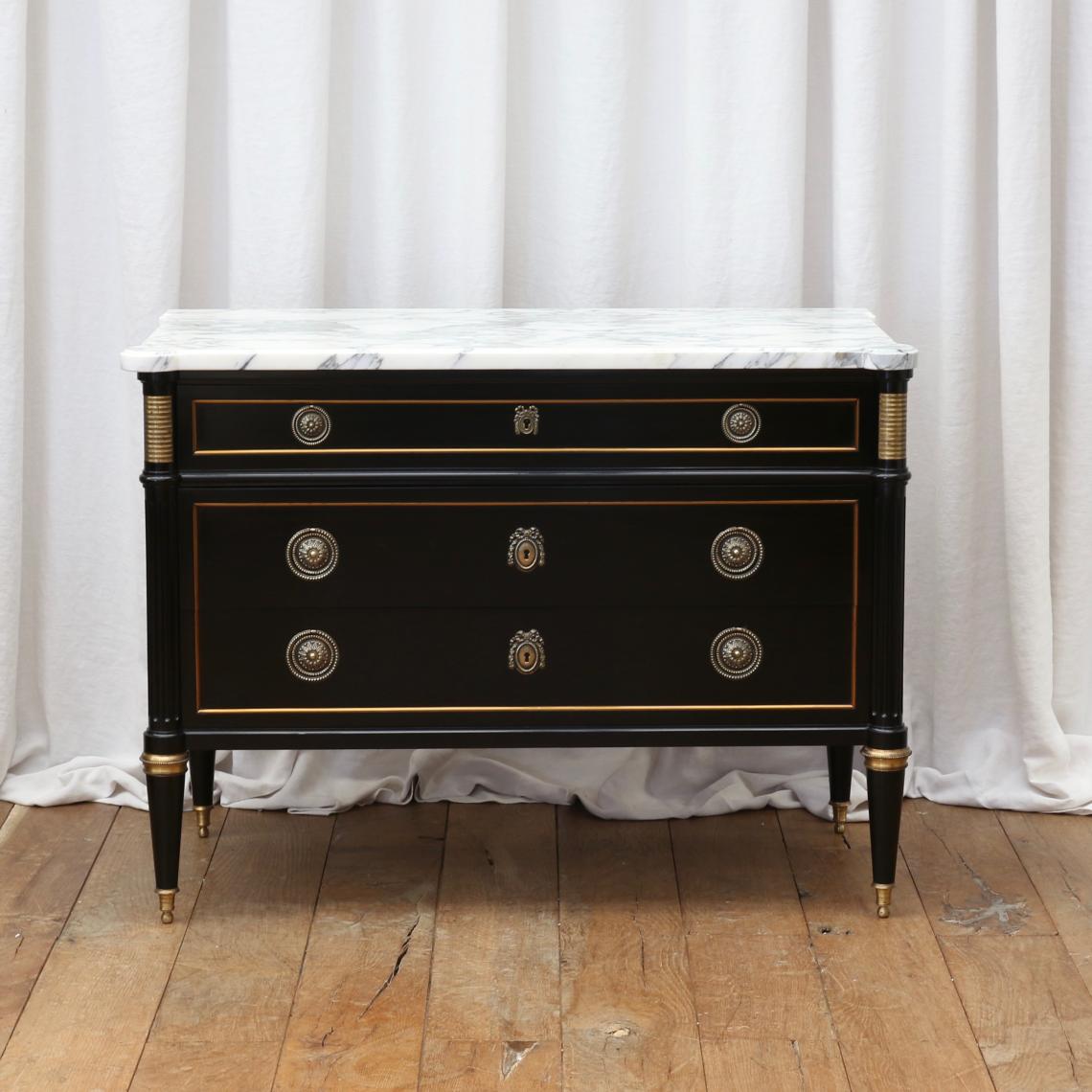 Directoire Commode