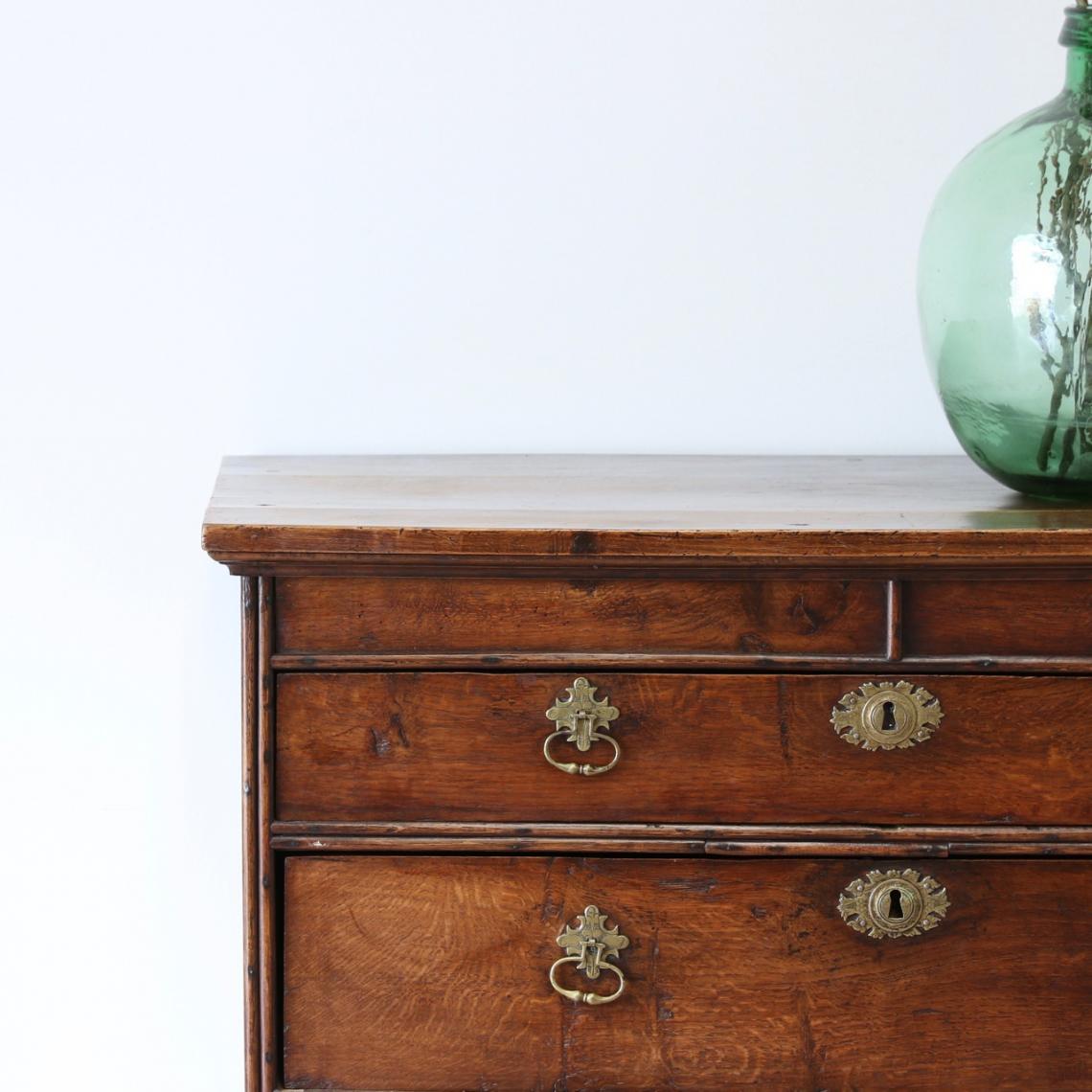 Georgian Oak Chest of Drawers