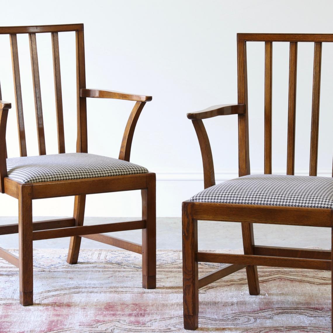 Coronation Chairs 