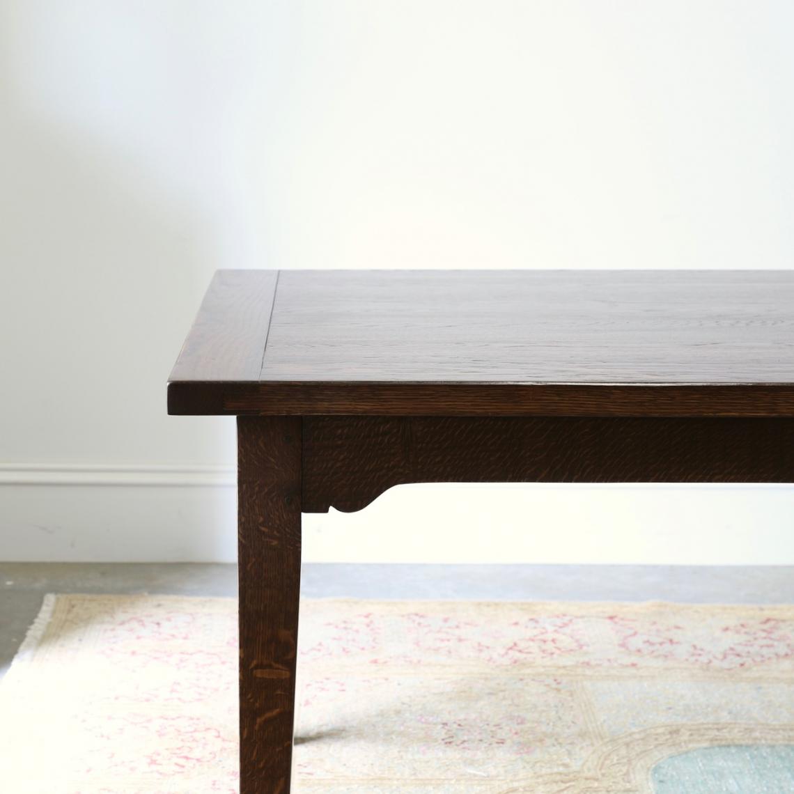 Tapered Leg Dining Table with Shaped Skirt // JS Editions