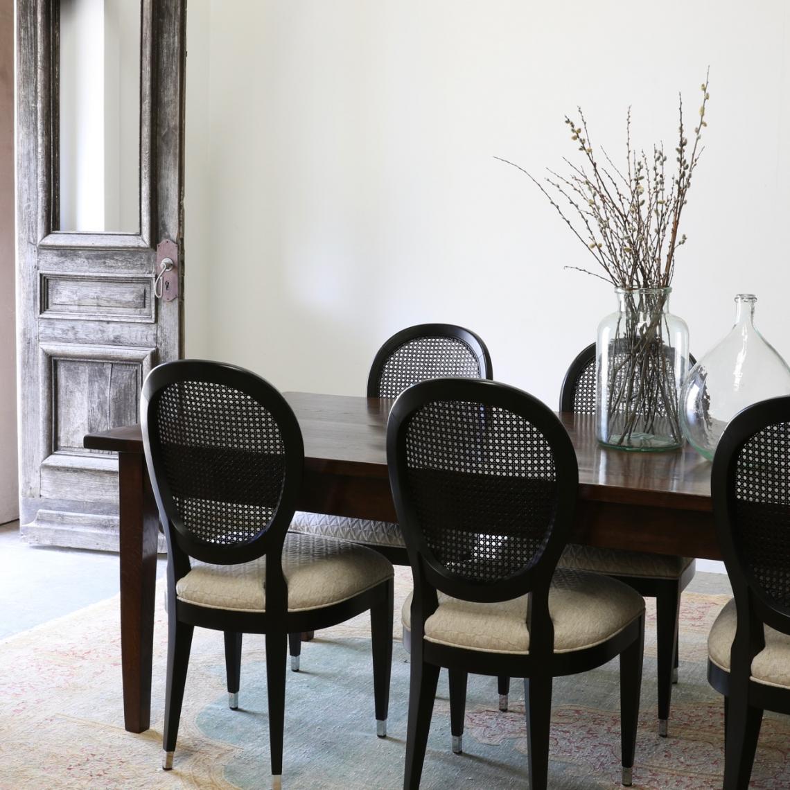 Spoon Back Dining Chairs// JS Editions