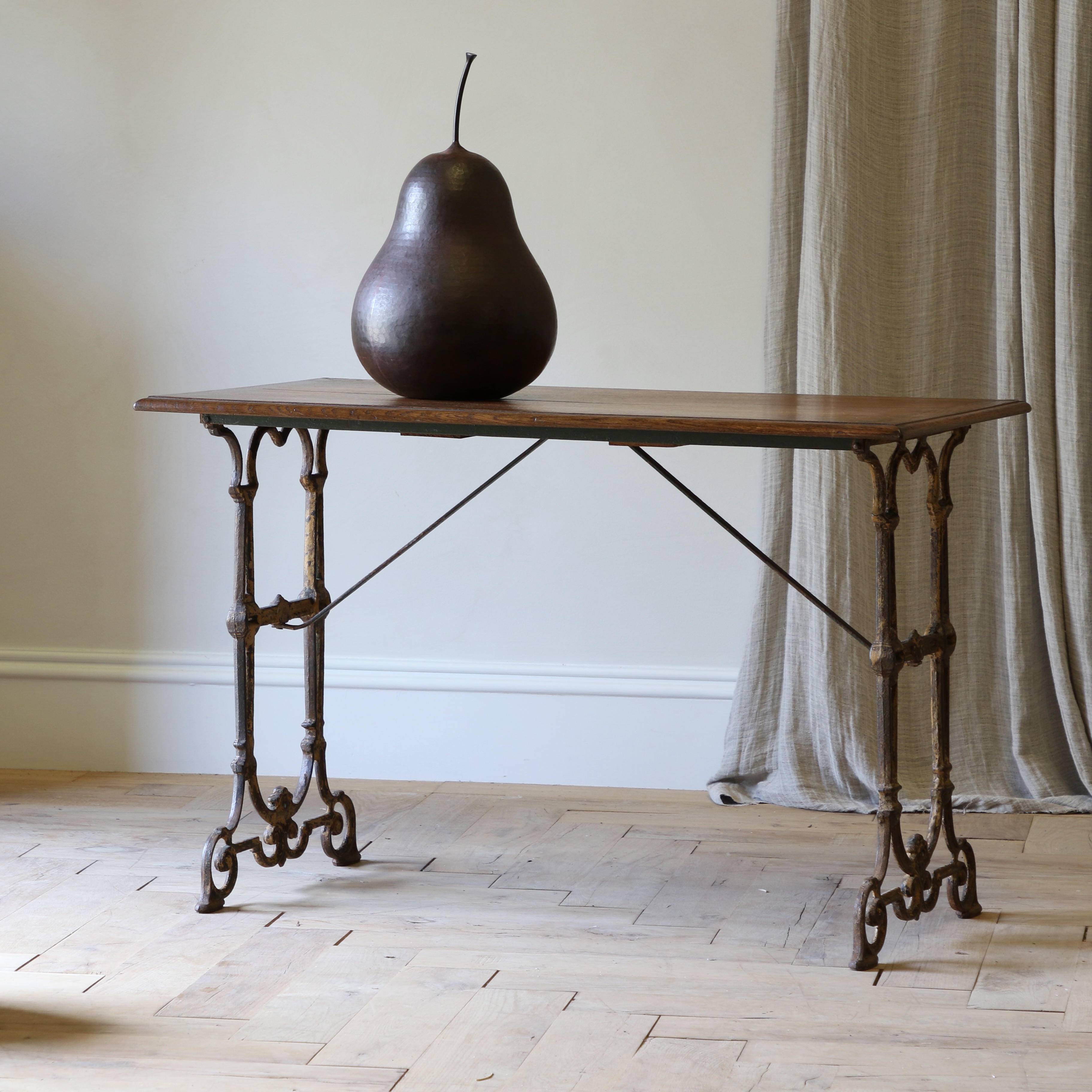 Cast-Iron Base Table