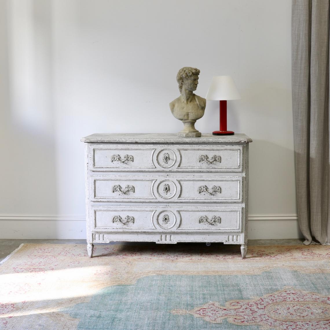 Swedish Chest of Drawers