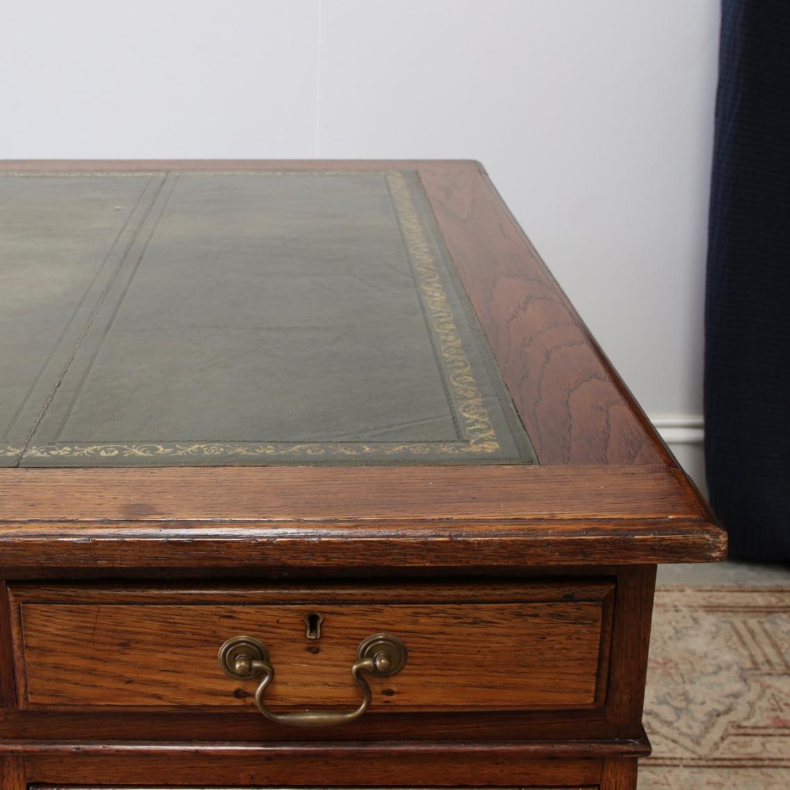 Pedestal Desk