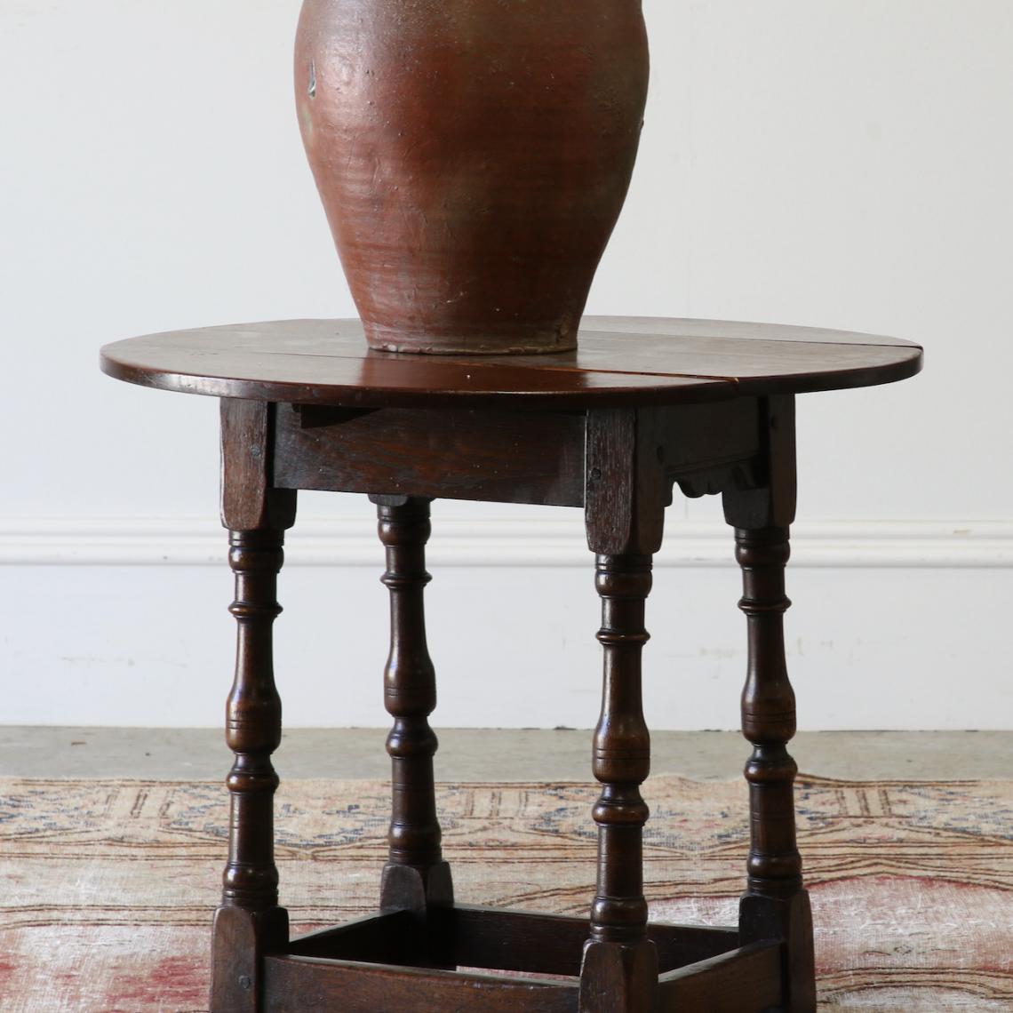 An English Oak Drop-Sided Table