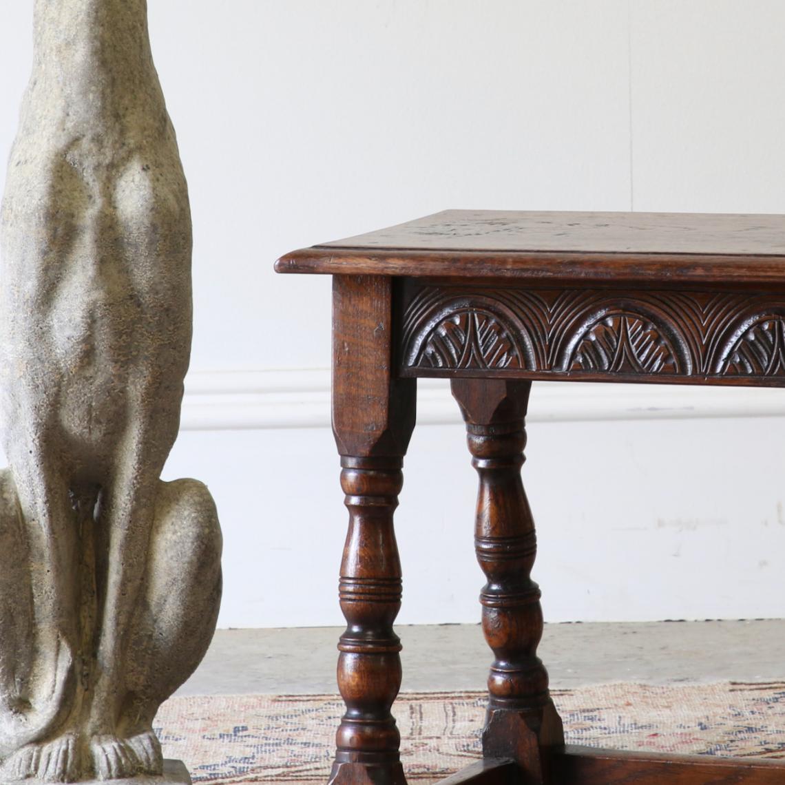 Oak Table With Turned Legs