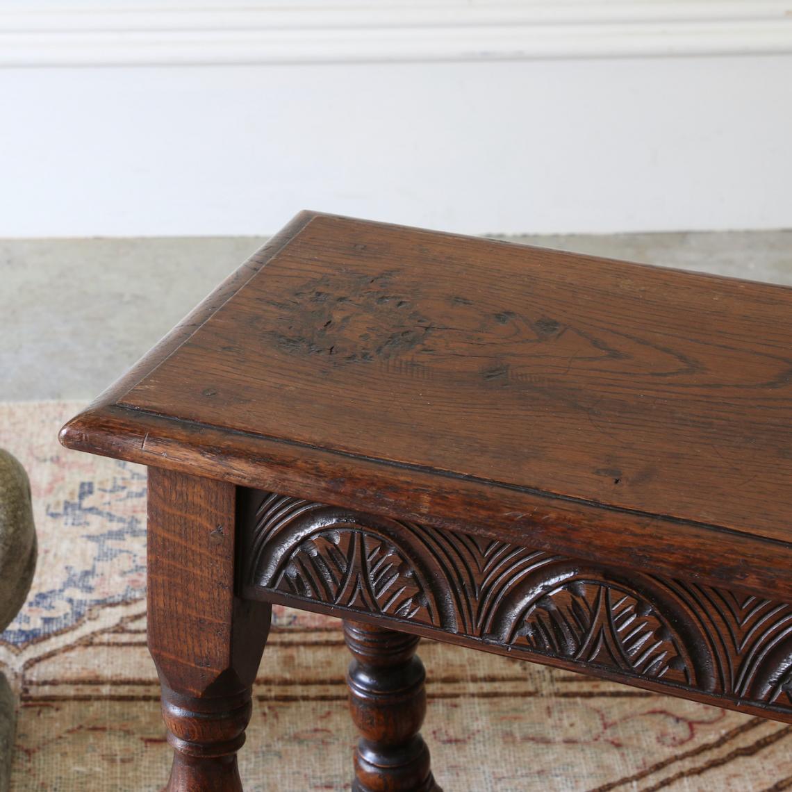 Oak Table With Turned Legs