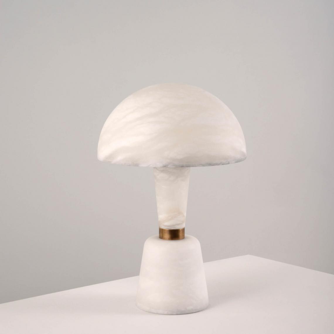 Cep Light Alabaster // Collier Webb