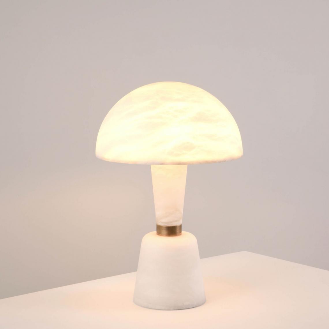 Cep Light Alabaster // Collier Webb