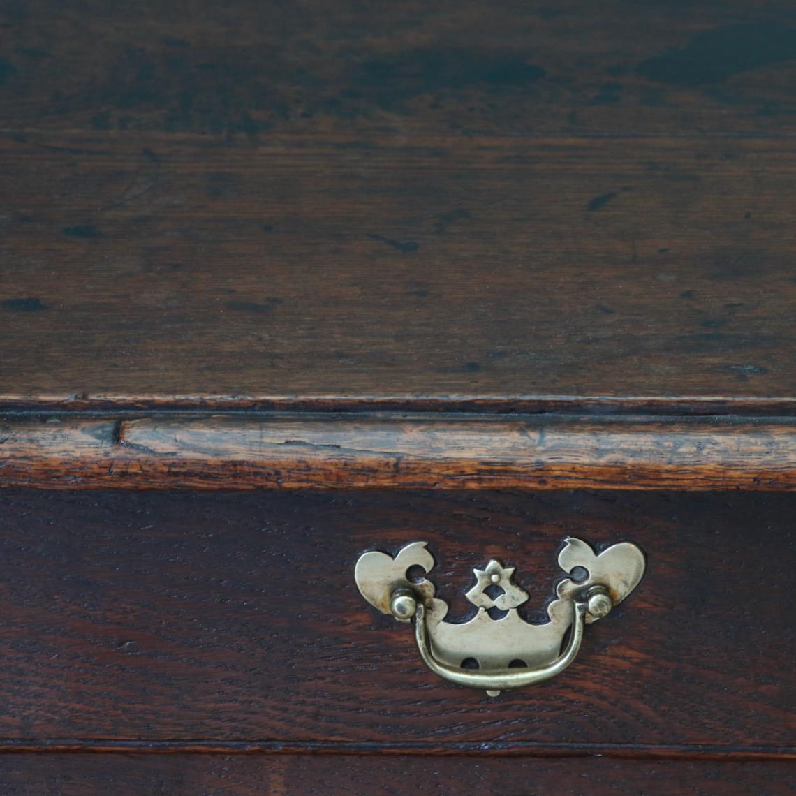 Bobbin Legged Side Table