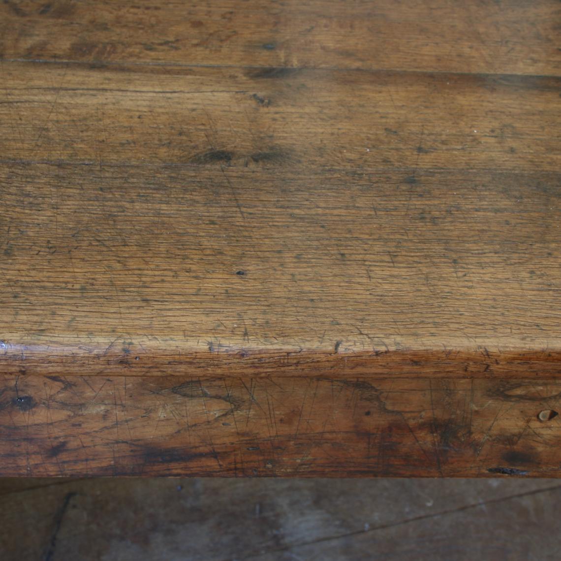 Oak Dining Table / 2.1 Meters