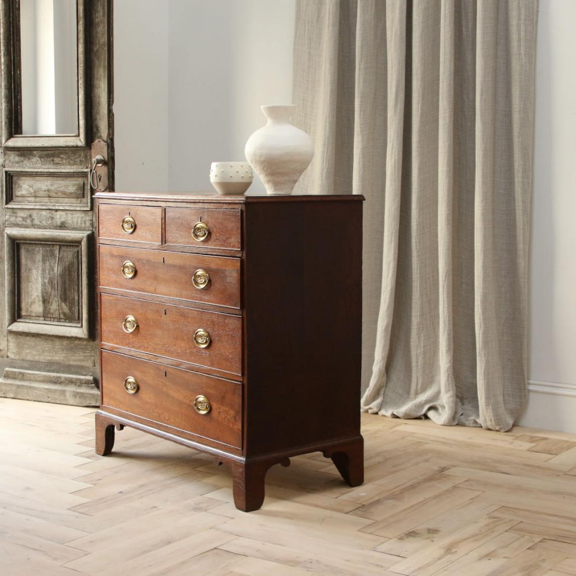 Georgian Chest of Drawers