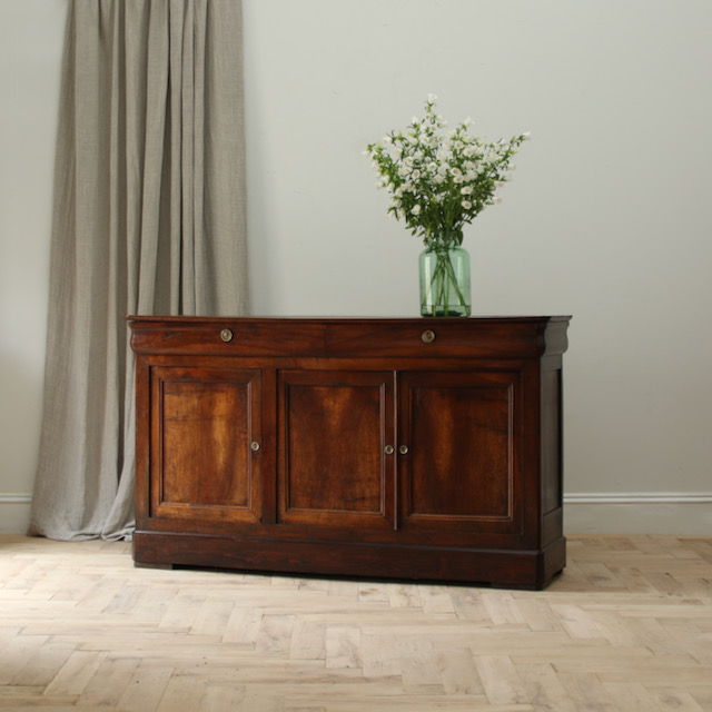 Louis Philippe Dresser Base