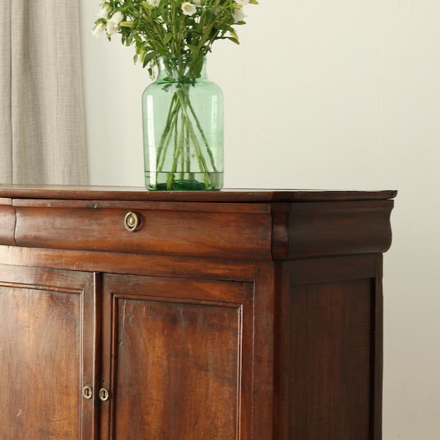 Louis Philippe Dresser Base