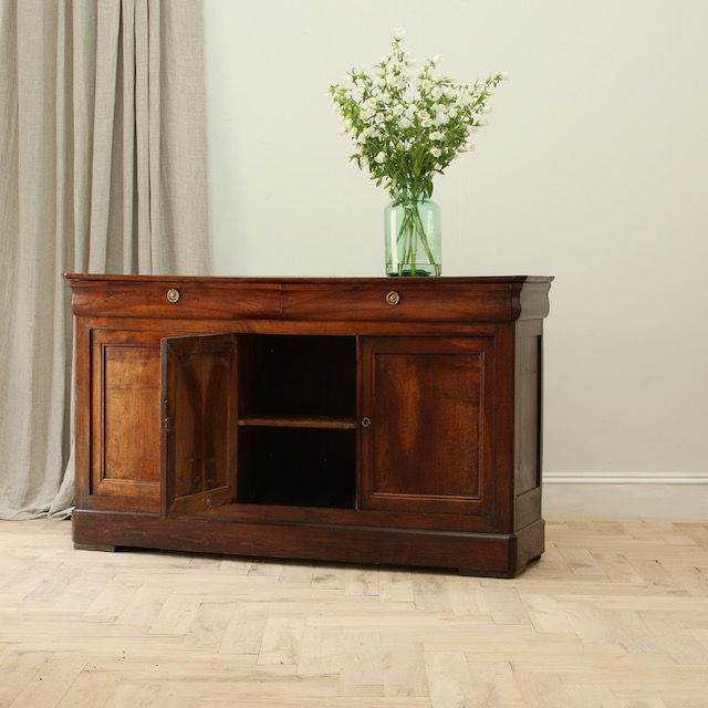 Louis Philippe Dresser Base