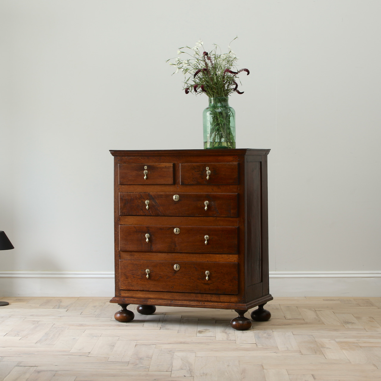 Georgian Chest of Drawers