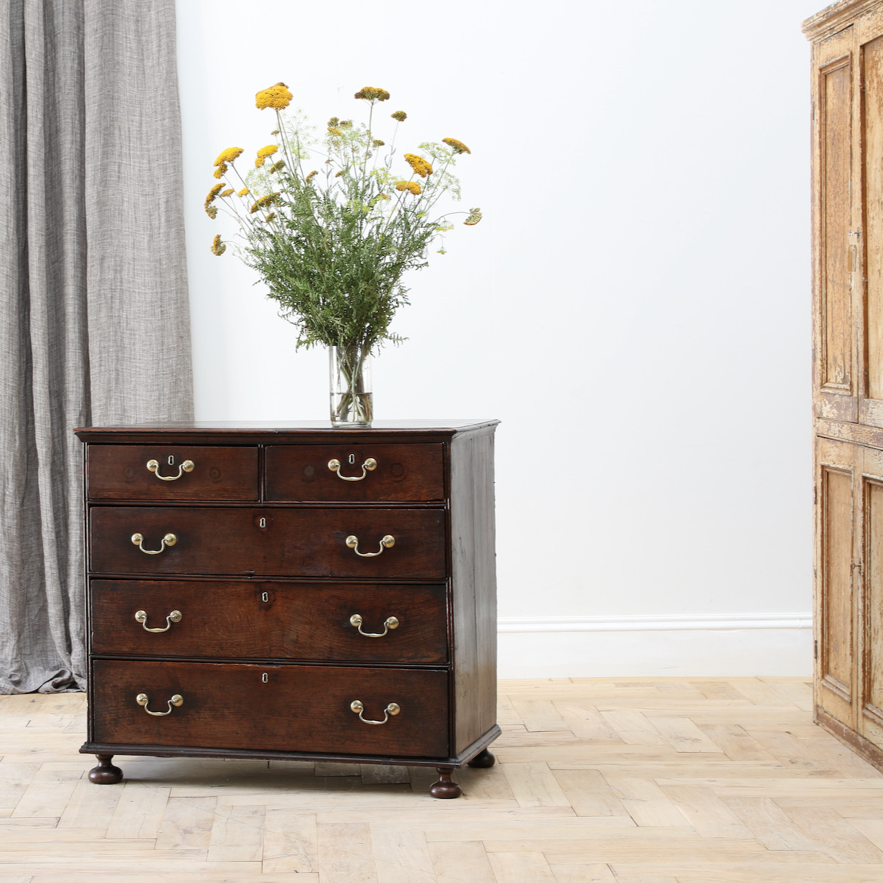 Georgian Chest of Drawers