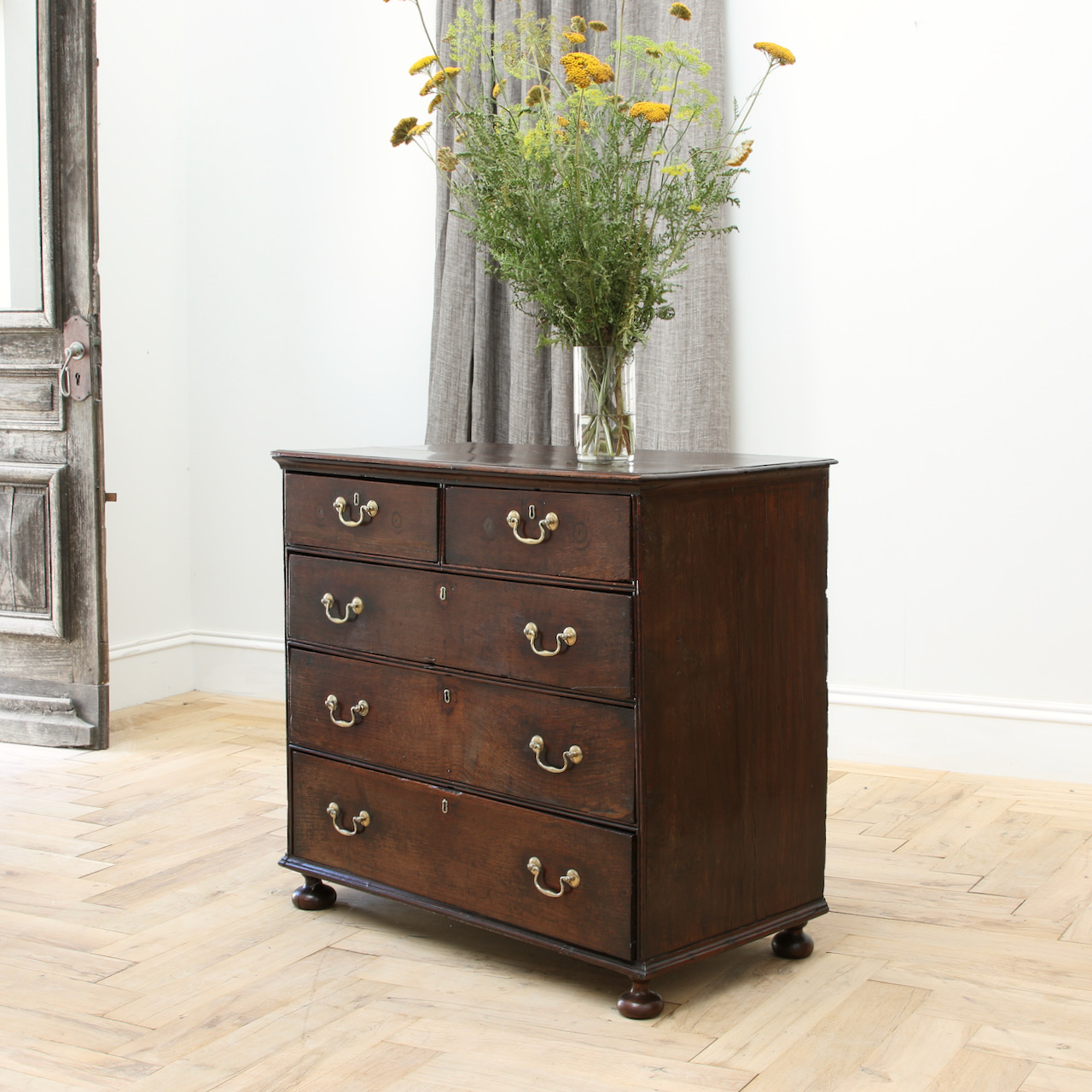 Georgian Chest of Drawers