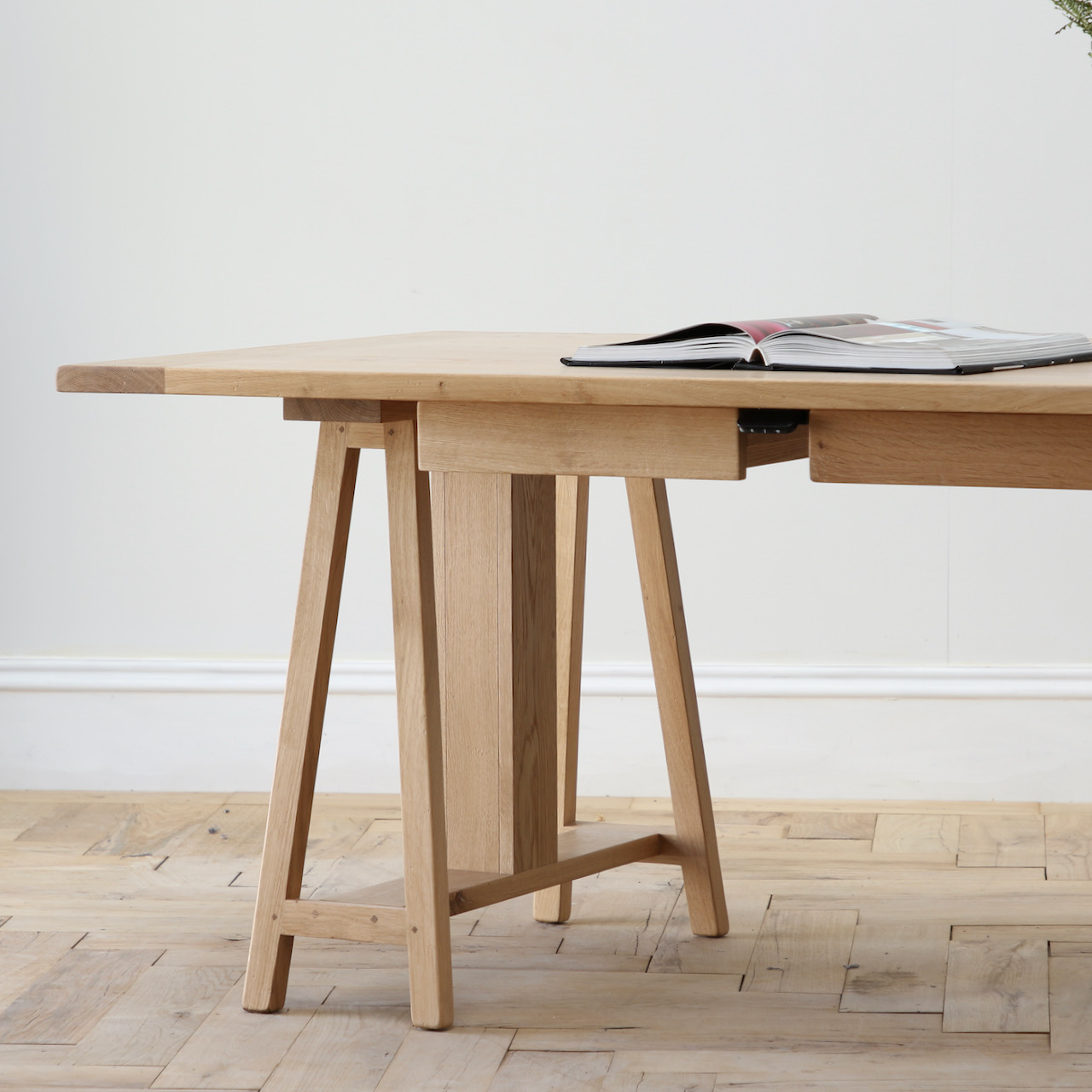 Raise and Lower Trestle Desk// JS Editions