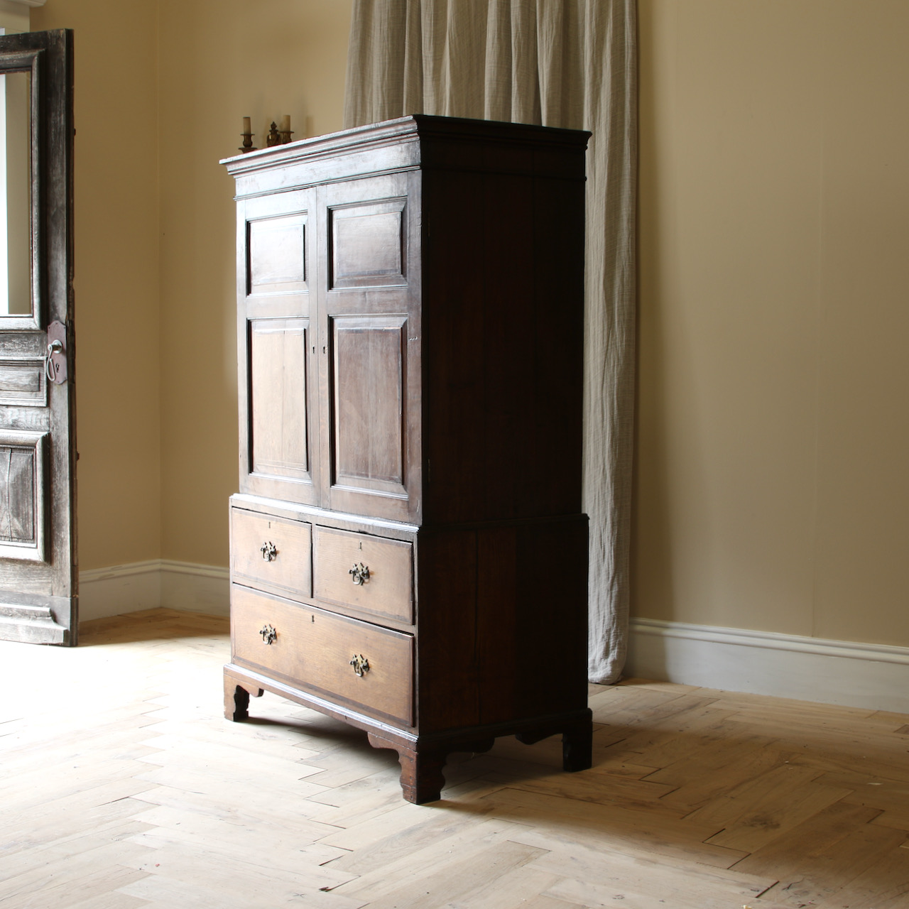 Linen Press