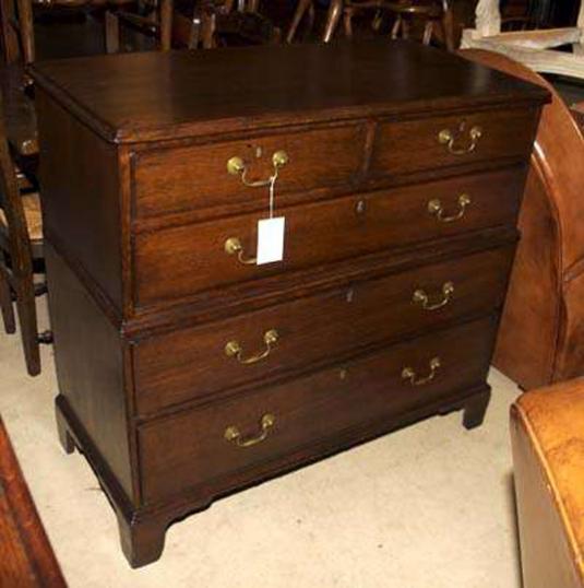 Georgian Oak Chest of Drawers