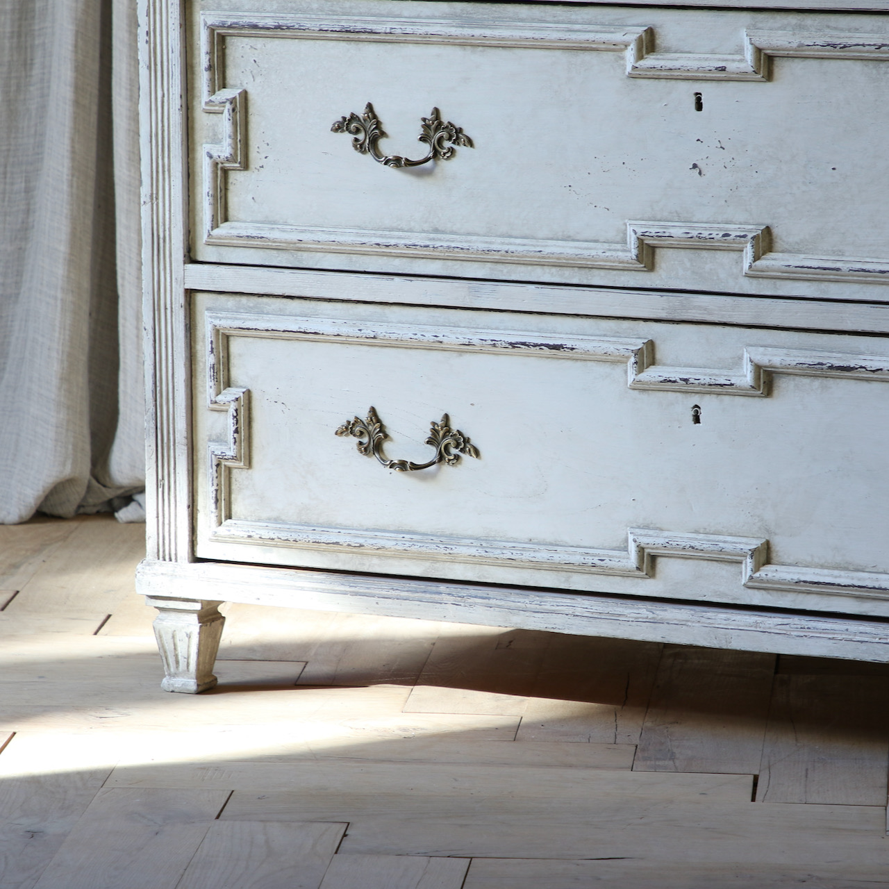 Gustavian Chest of Drawers