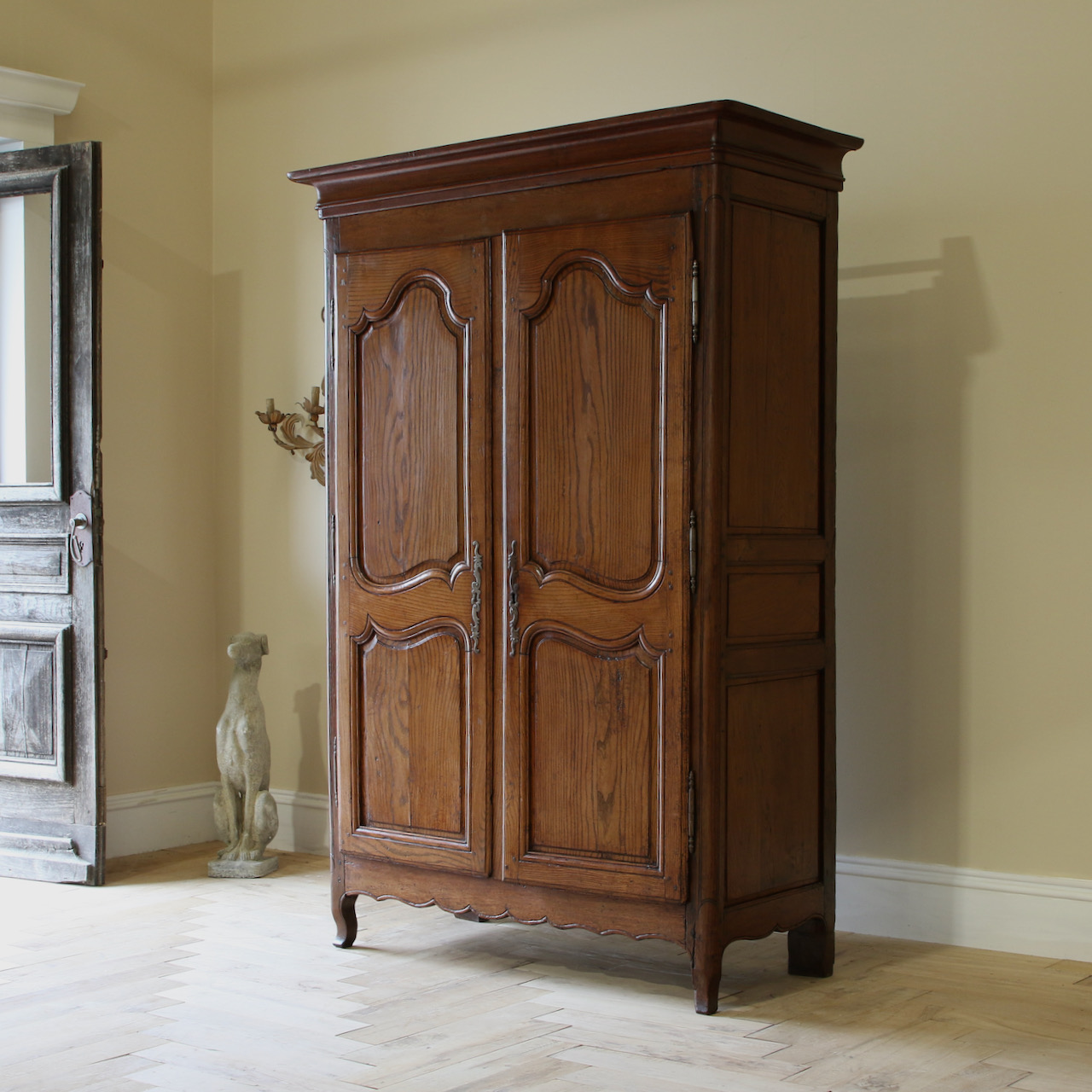 Louis XV Armoire