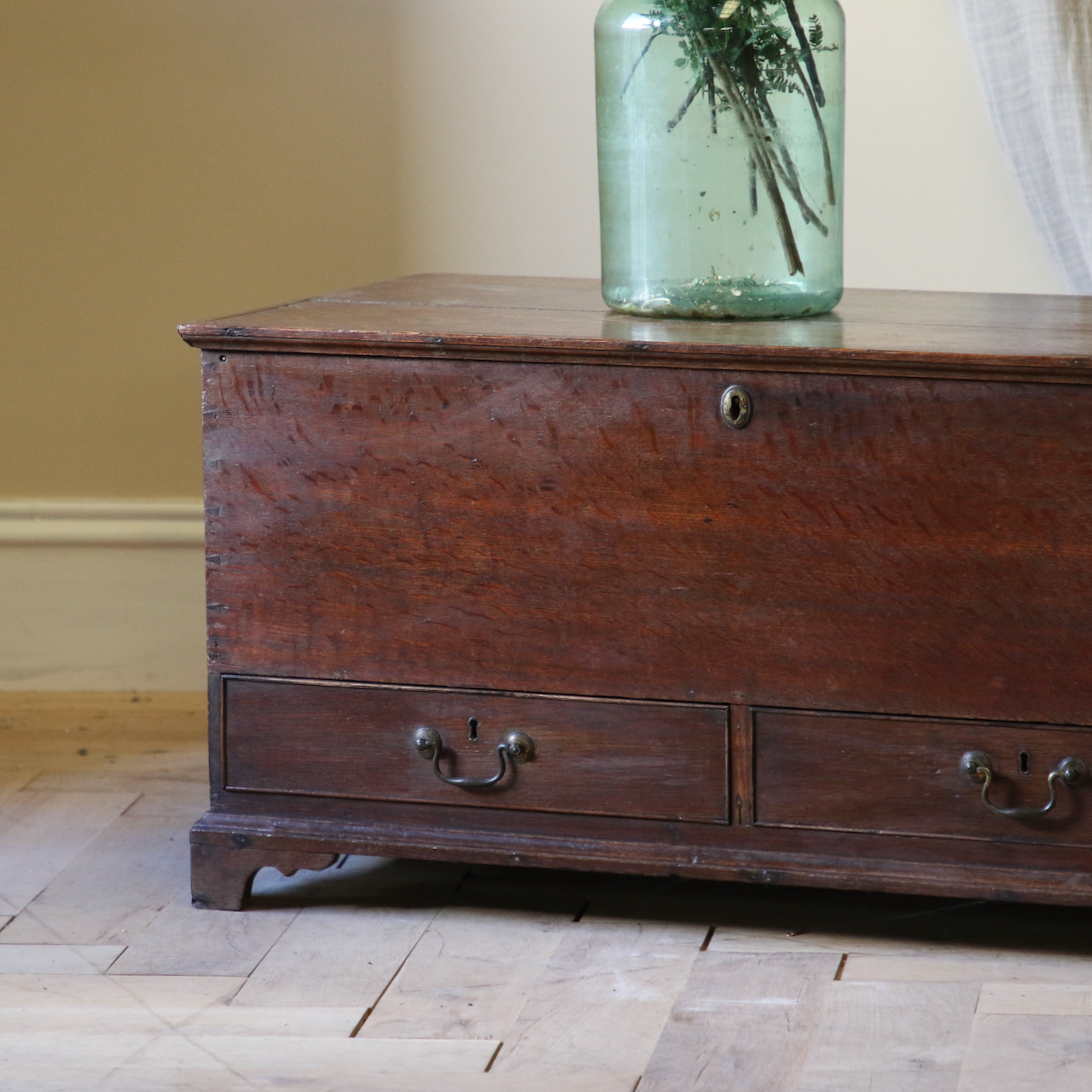 Oak Chest