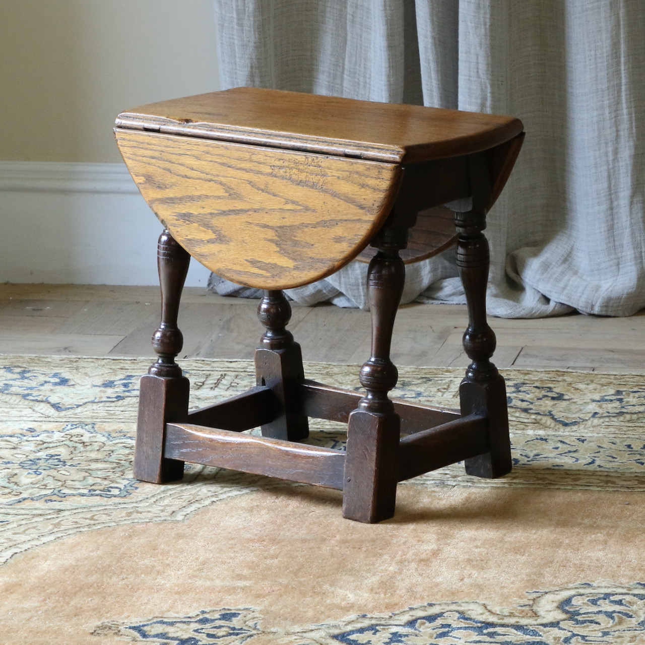 Small Drop-side Table