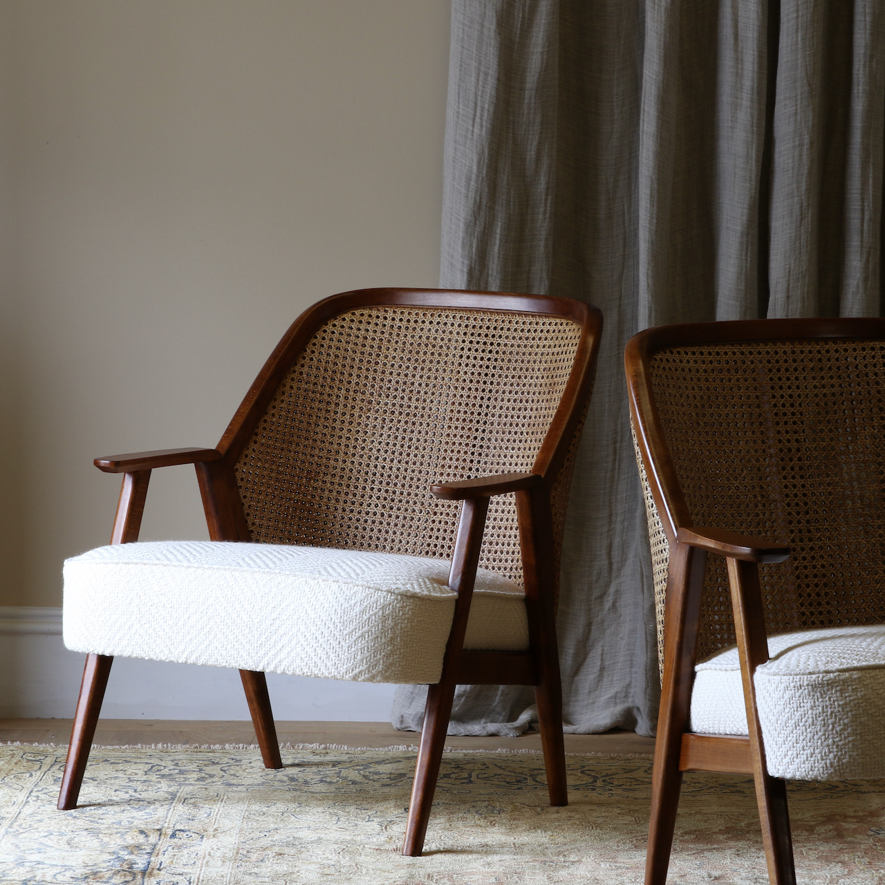 Khan Armchair // JS Editions