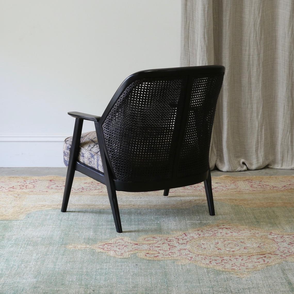 Khan Armchair // JS Editions