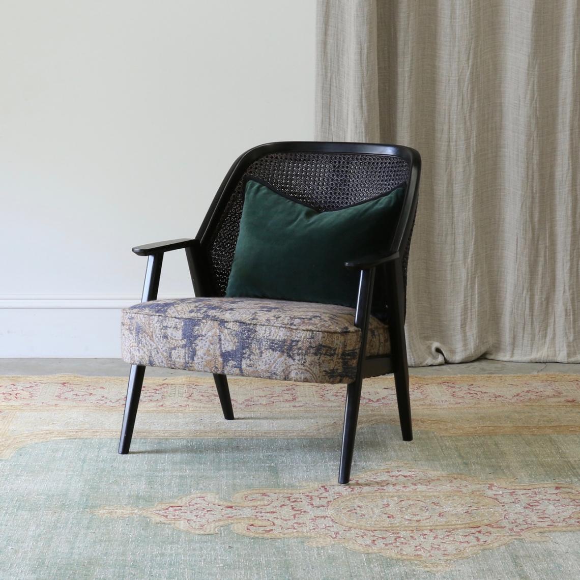 Khan Armchair // JS Editions