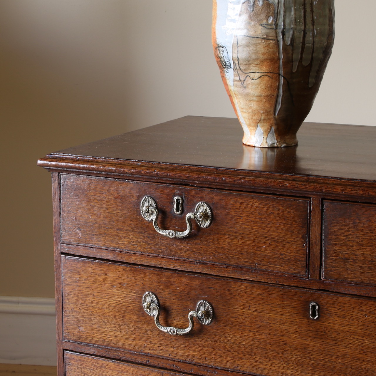 Georgian Chest of Drawers