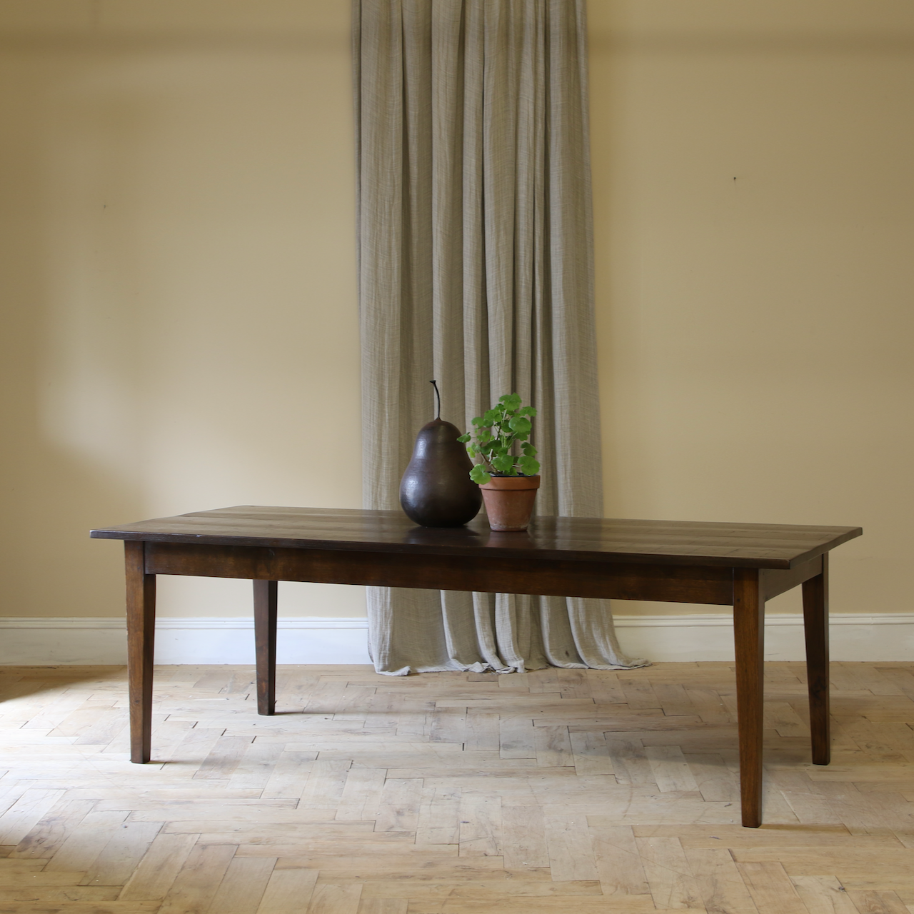 136-40 - Tapered Leg Dining Table / Length 2.3m