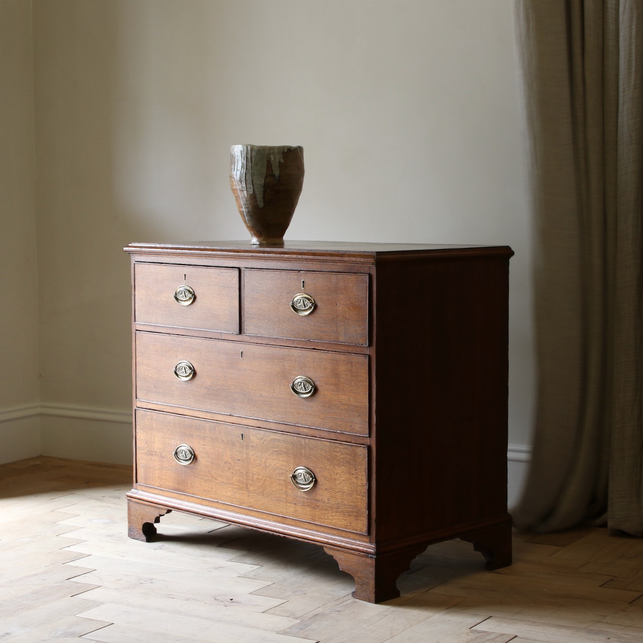 Georgian Chest of Drawers