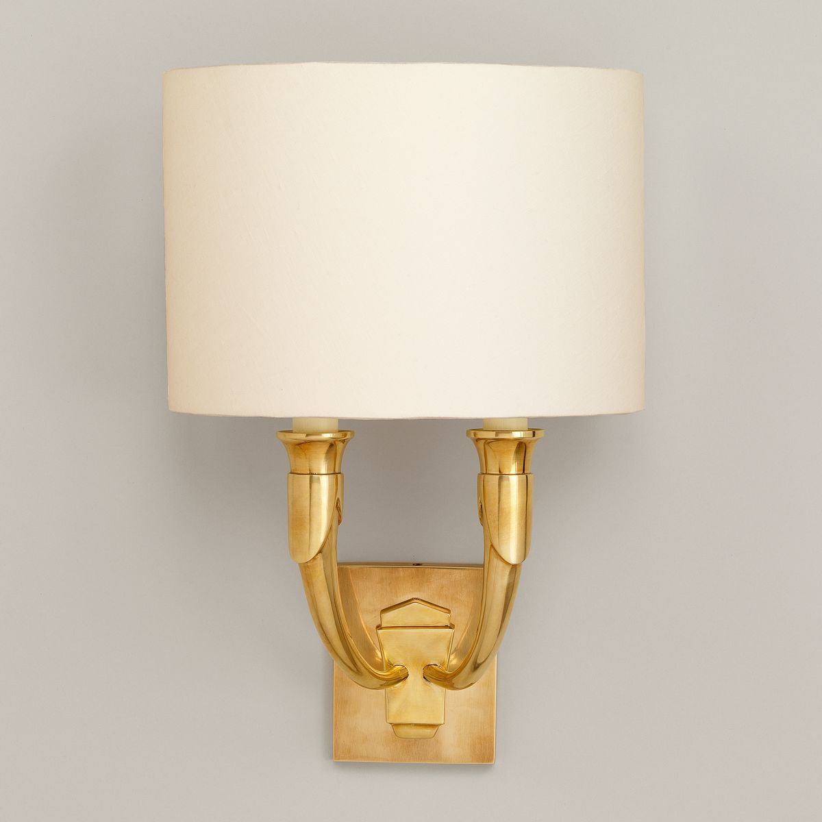 French Horn Wall Light / Vaughan