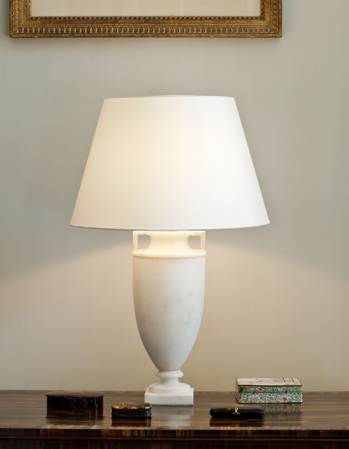 Etruscan Alabaster Urn Table Lamp / Vaughan